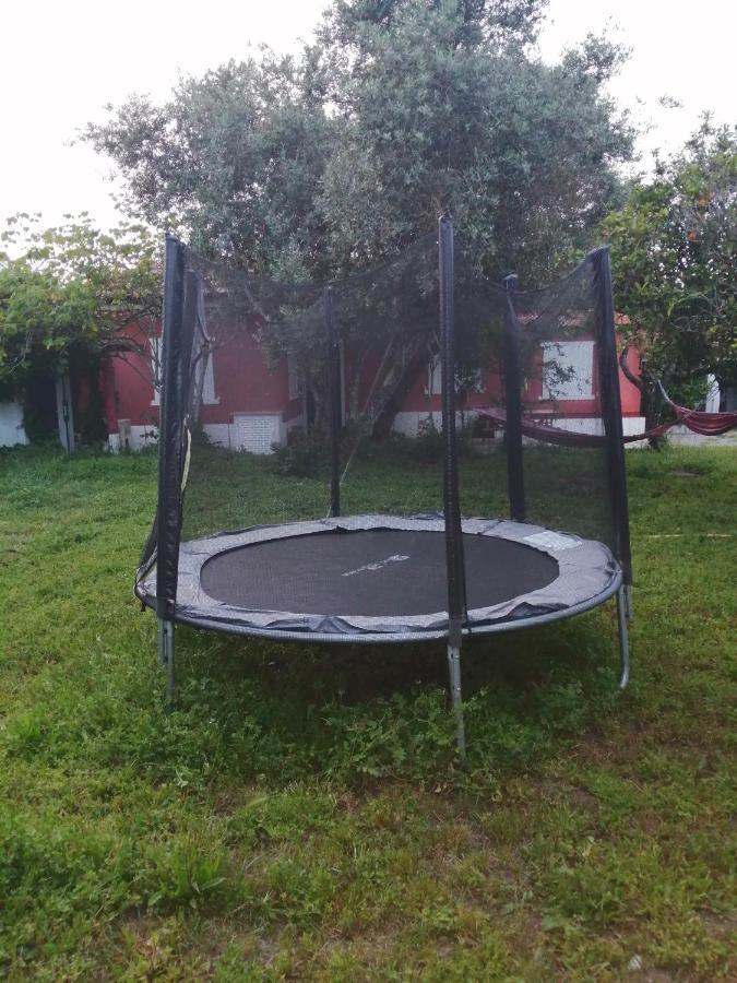 Casa Das Laranjeiras E Parque Infantil Azeitao Luaran gambar